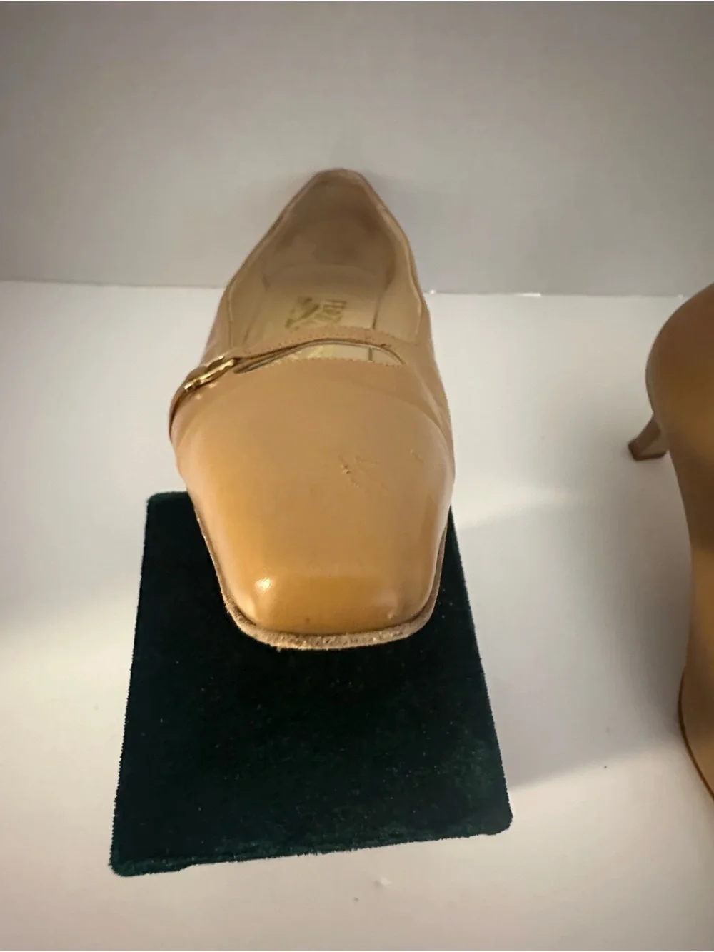 Salvatore Ferragamo classic salvatore